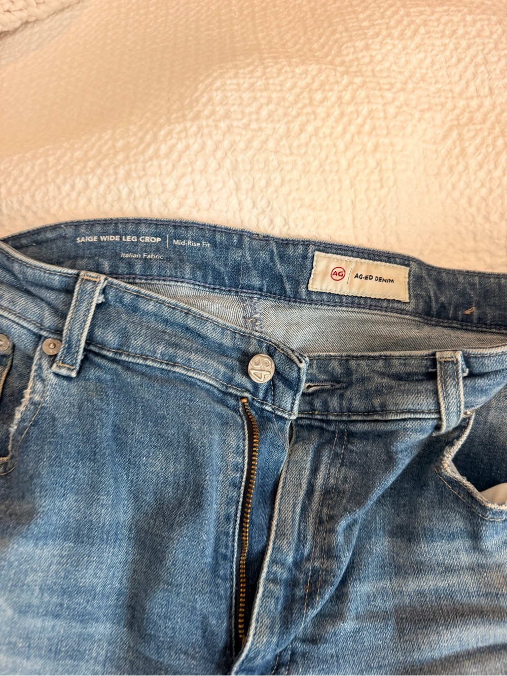AG Saige Wide Leg Crop Jeans - Picture 6 of 6